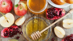 https://www.myjewishlearning.com/article/rosh-hashanah-101/